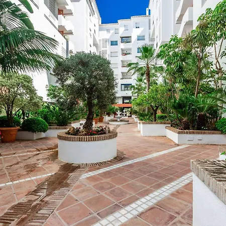 Apartmán By Riva - Fantastic 1bed In Medina Garden Of Puerto Banus *