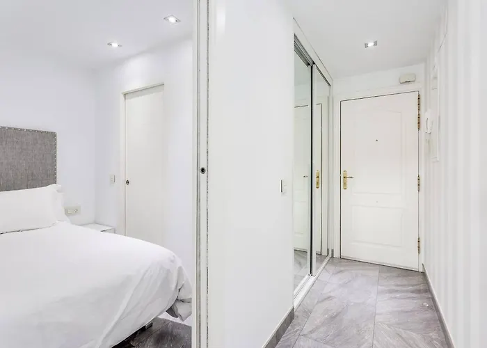 By Riva - Fantastic 1bed In Medina Garden Of Puerto Banus マルベーリャ