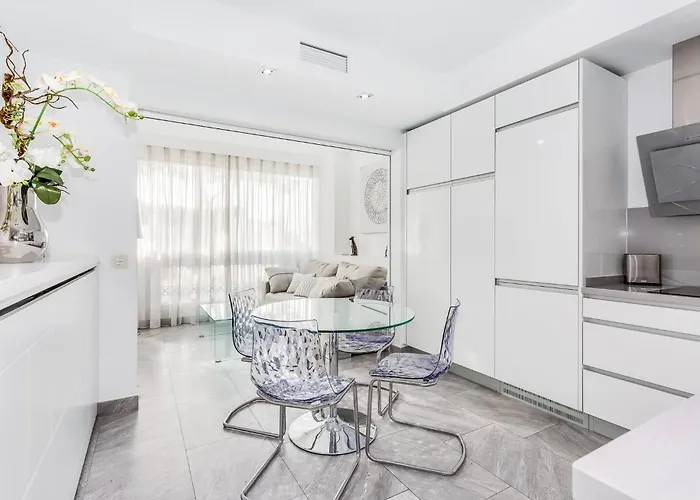 By Riva - Fantastic 1bed In Medina Garden Of Puerto Banus マルベーリャ