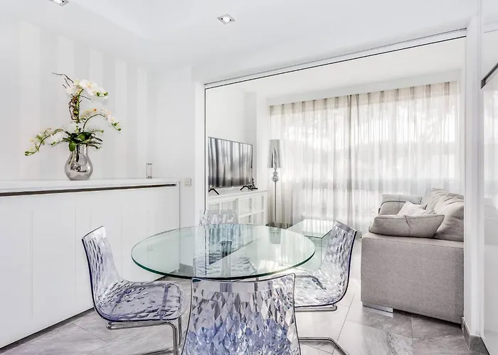 アパート By Riva - Fantastic 1bed In Medina Garden Of Puerto Banus *